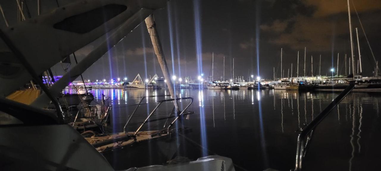 Zeus Otel Valensiya Dış mekan fotoğraf